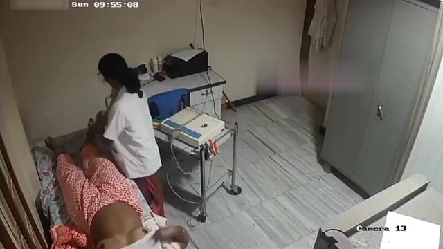 Tamil Aunty Nurse Cream On Leg Leaked CCTV Viral